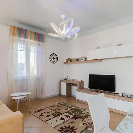 Lejlighed Salento 4 Stars - Blue & Yellow *