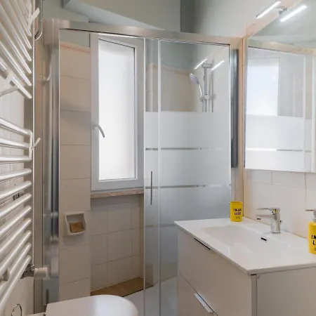 Salento 4 Stars - Blue & Yellow Apartment Squinzano